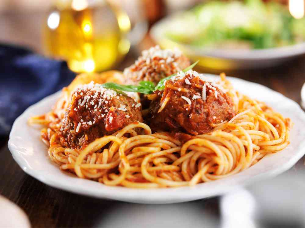 Carrabbas Meatballs Spaghetti